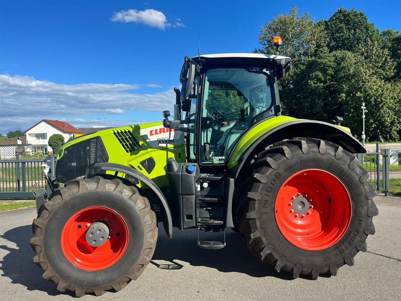 CLAAS Axion 870 CMATIC mit S10 GPS und Cebis Touch, Vorderreifen NEU - Tractor: foto 3 CLAAS Axion 870 CMATIC mit S10 GPS und Cebis Touch, Vorderreifen NEU - Tractor: foto 3