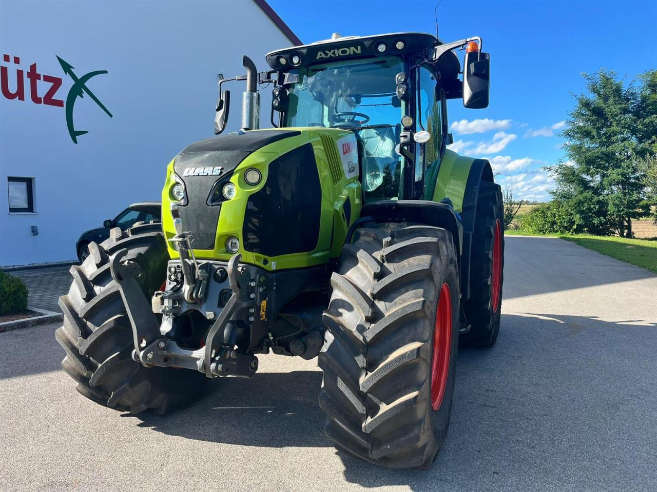 CLAAS Axion 870 CMATIC mit S10 GPS und Cebis Touch, Vorderreifen NEU - Tractor: foto 4 CLAAS Axion 870 CMATIC mit S10 GPS und Cebis Touch, Vorderreifen NEU - Tractor: foto 4