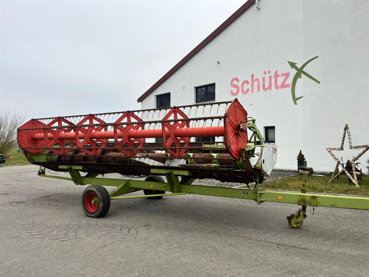 CLAAS CLAAS C660 Autocontour + Transportwagen - Accesorios para cosechadoras de forraje: foto 2 CLAAS CLAAS C660 Autocontour + Transportwagen - Accesorios para cosechadoras de forraje: foto 2