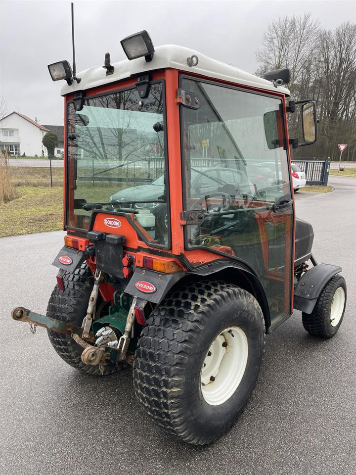 Goldoni IDEA 30HST Goldoni, Rasenmäher und Mulcher, Kabine, Frontkraftheber, Heckhubwerkanhängung - Tractor: foto 5 Goldoni IDEA 30HST Goldoni, Rasenmäher und Mulcher, Kabine, Frontkraftheber, Heckhubwerkanhängung - Tractor: foto 5