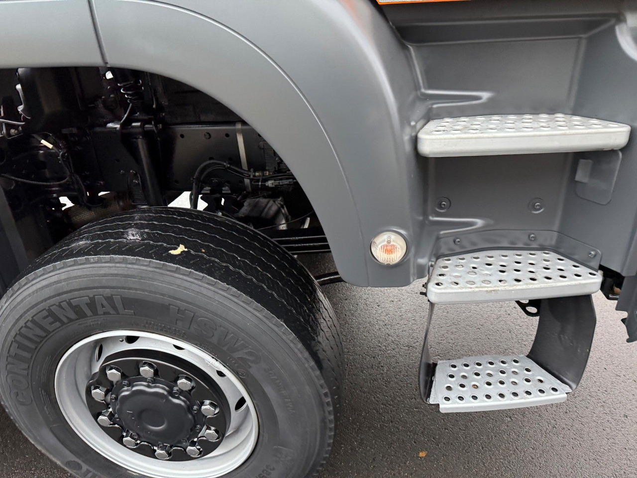 MAN TGS 18.360 4x4 Winterdienst Fahrgestell - Chasis camión: foto 3 MAN TGS 18.360 4x4 Winterdienst Fahrgestell - Chasis camión: foto 3