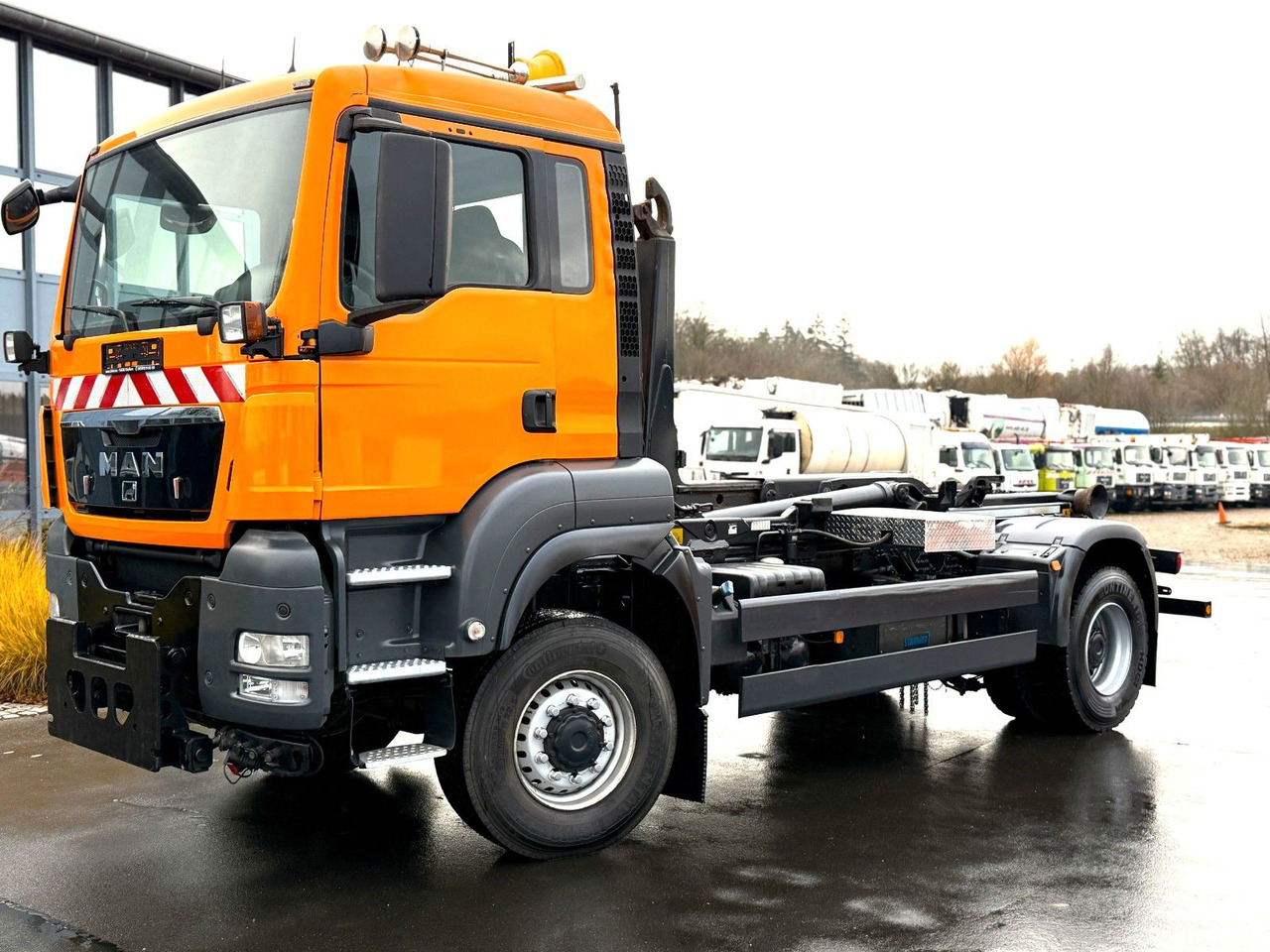 MAN TGS 18.360 4x4 Winterdienst Meiller Abroller - Multibasculante camión: foto 1 MAN TGS 18.360 4x4 Winterdienst Meiller Abroller - Multibasculante camión: foto 1