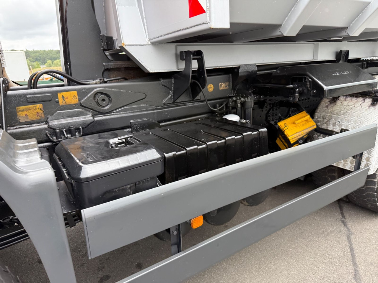MAN TGS 28.360 6x4-4BL Meiller RK20.55 Winterdienst - Multibasculante camión: foto 3 MAN TGS 28.360 6x4-4BL Meiller RK20.55 Winterdienst - Multibasculante camión: foto 3