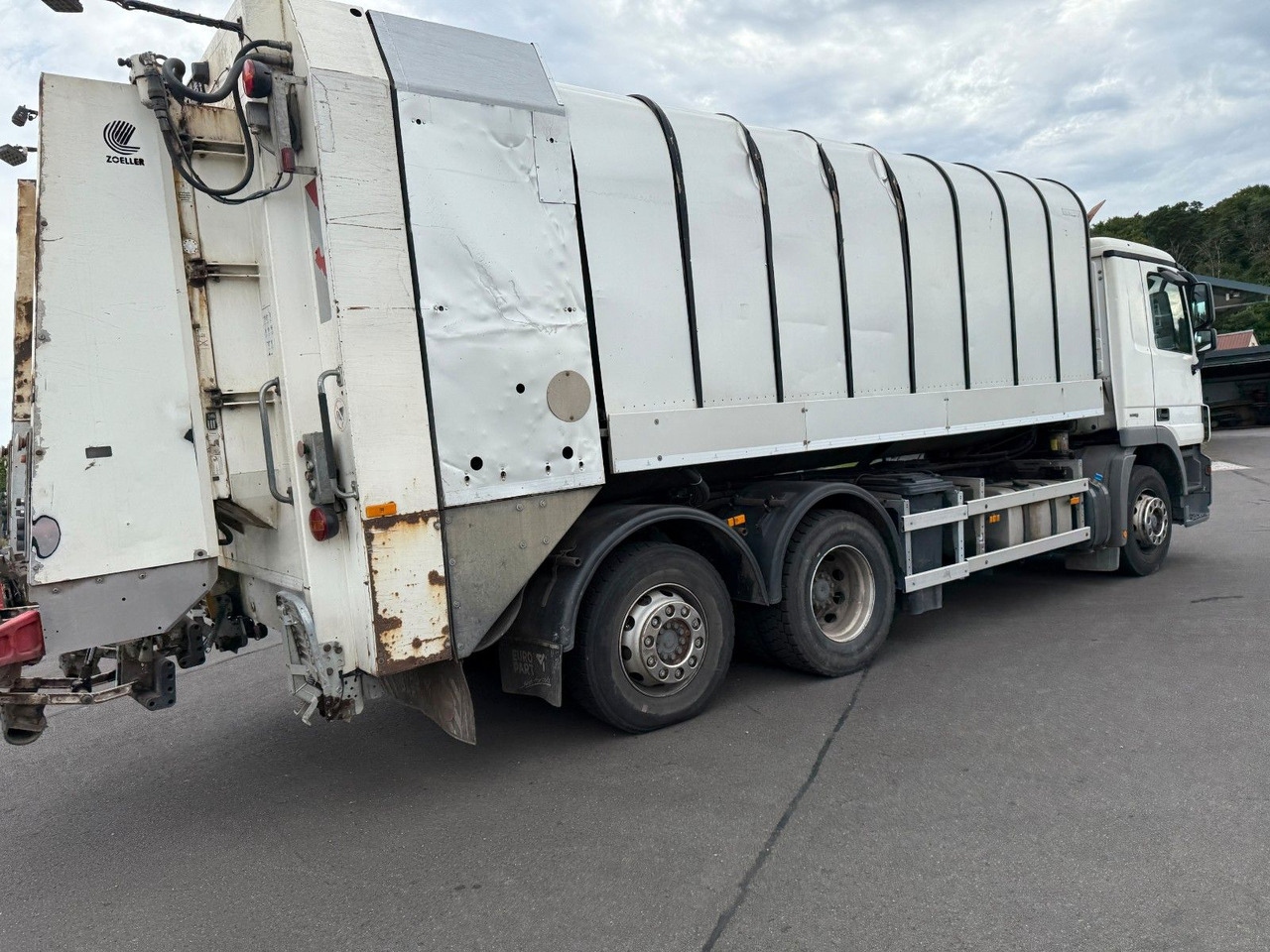 Leasing financiero de  Mercedes-Benz Actros MP3 2532 6x2 Faun Rotorpress 521 leasing Mercedes-Benz Actros MP3 2532 6x2 Faun Rotorpress 521: foto 10