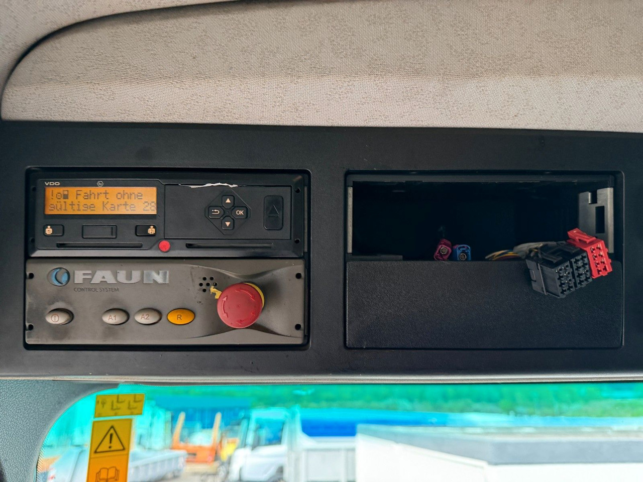 Camión de basura Mercedes-Benz Antos 2533  6x2 Faun Rotopress 520 / Euro 6 Mercedes-Benz Antos 2533  6x2 Faun Rotopress 520 / Euro 6: foto 14