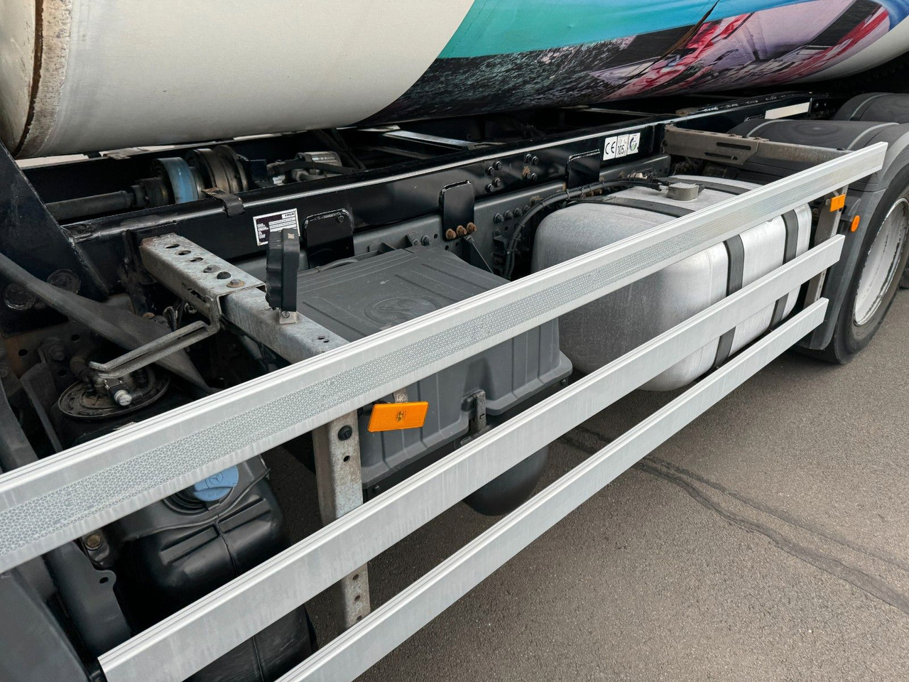 Mercedes-Benz Antos 2533 6x2 Faun Rotopress 520 / Euro 6 Mercedes-Benz Antos 2533 6x2 Faun Rotopress 520 / Euro 6 - Camión de basura: foto 3 Mercedes-Benz Antos 2533 6x2 Faun Rotopress 520 / Euro 6 Mercedes-Benz Antos 2533 6x2 Faun Rotopress 520 / Euro 6 - Camión de basura: foto 3