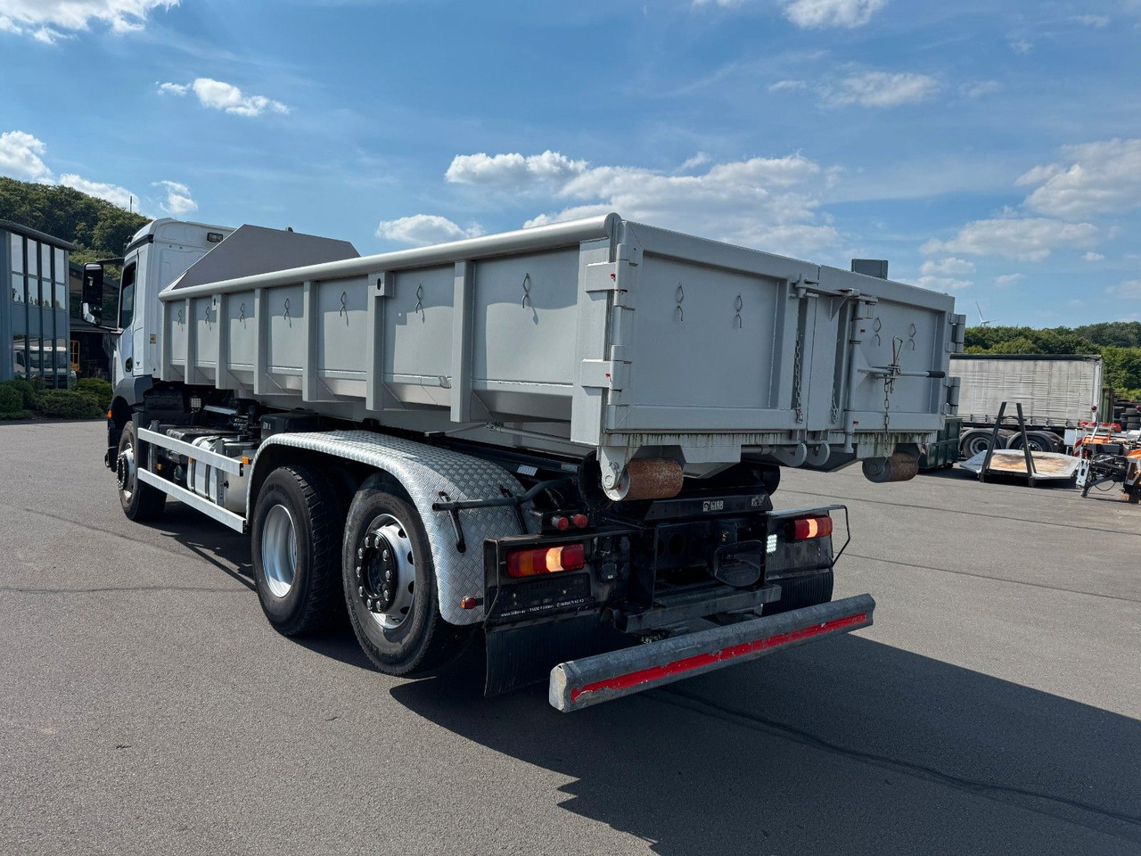 Mercedes-Benz Arocs 2535 6x2 Hiab XR 21S59 + Kranhydraulik - Multibasculante camión: foto 3 Mercedes-Benz Arocs 2535 6x2 Hiab XR 21S59 + Kranhydraulik - Multibasculante camión: foto 3