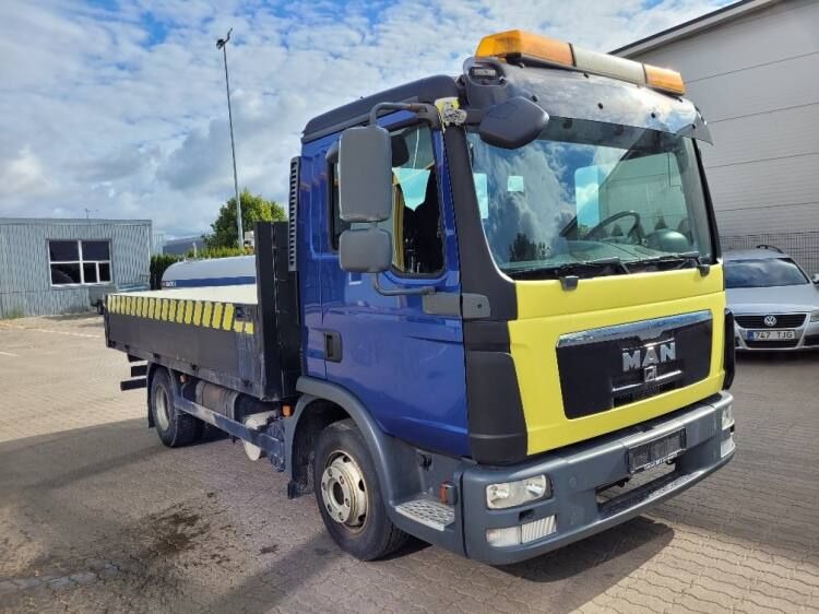 MAN TGL 8.150 10.2011 EURO5 141520km ONLY - Camión caja abierta: foto 1 MAN TGL 8.150 10.2011 EURO5 141520km ONLY - Camión caja abierta: foto 1