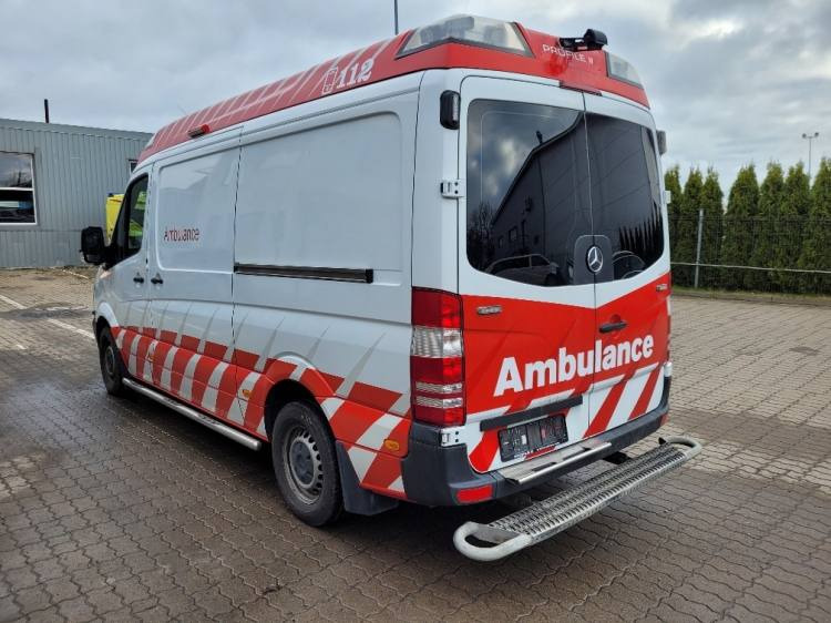 MERCEDES – BENZ SPRINTER 319 3.0D AMBULANCE (PROFILE) KLIMA, 6.2017, EURO 6 - Ambulancia: foto 5 MERCEDES – BENZ SPRINTER 319 3.0D AMBULANCE (PROFILE) KLIMA, 6.2017, EURO 6 - Ambulancia: foto 5