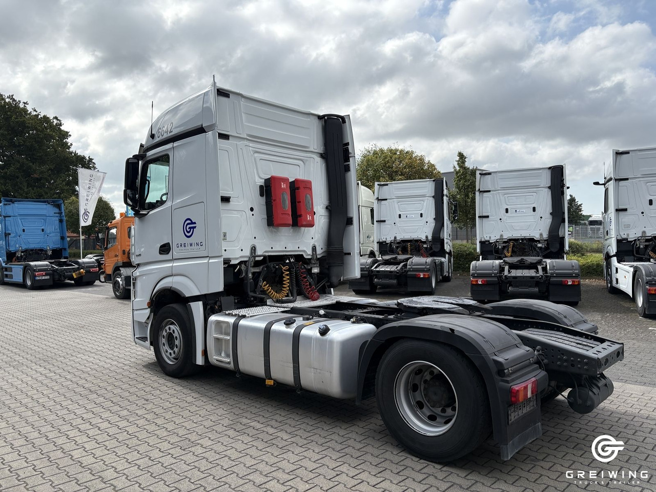 Mercedes-Benz 1845 LS 4x2, Bigspace, PTO, ADR, Retarder - Cabeza tractora: foto 5 Mercedes-Benz 1845 LS 4x2, Bigspace, PTO, ADR, Retarder - Cabeza tractora: foto 5