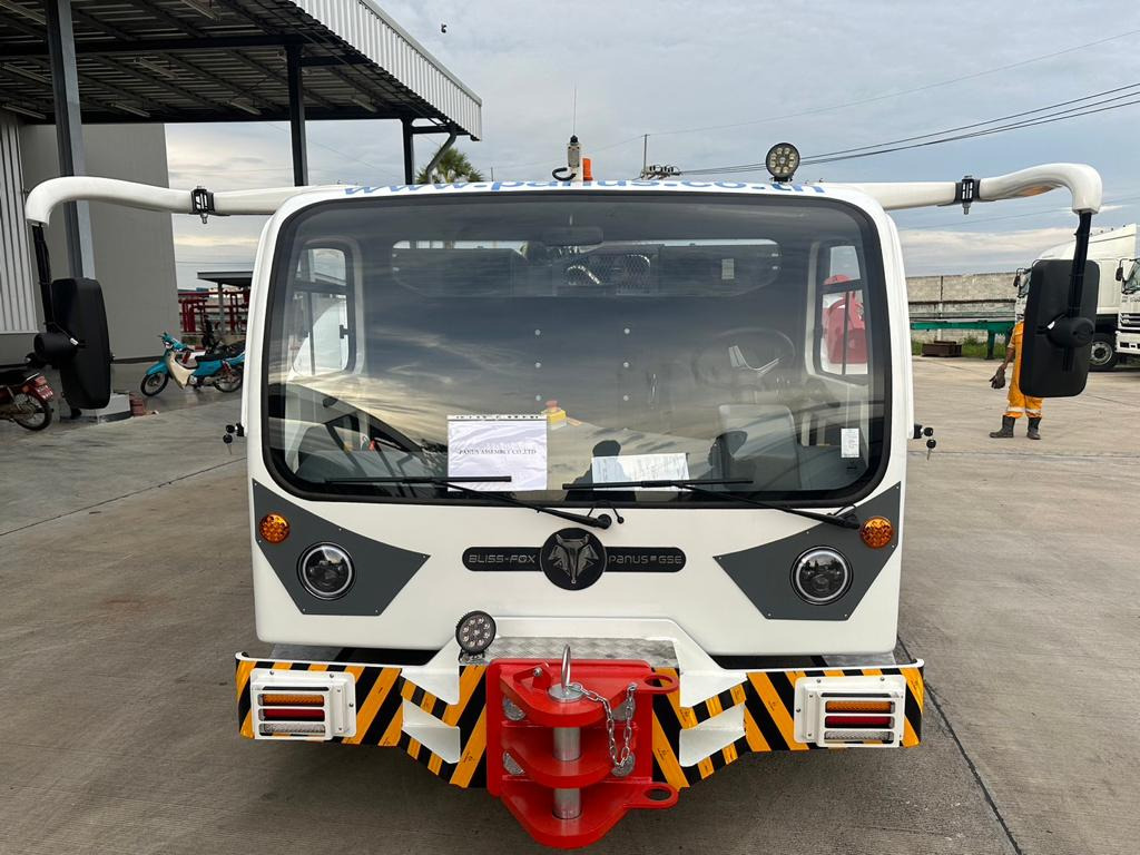 BlissFox - ABC 40D - Remolcador de aviones: foto 1 BlissFox - ABC 40D - Remolcador de aviones: foto 1