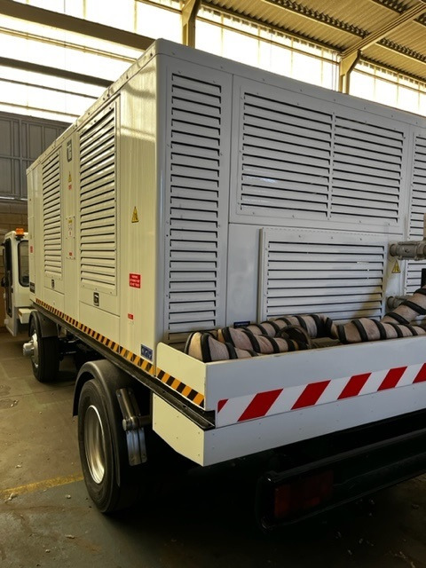 ASU Trilectron ASP250 - Equipo de apoyo en tierra: foto 3 ASU Trilectron ASP250 - Equipo de apoyo en tierra: foto 3