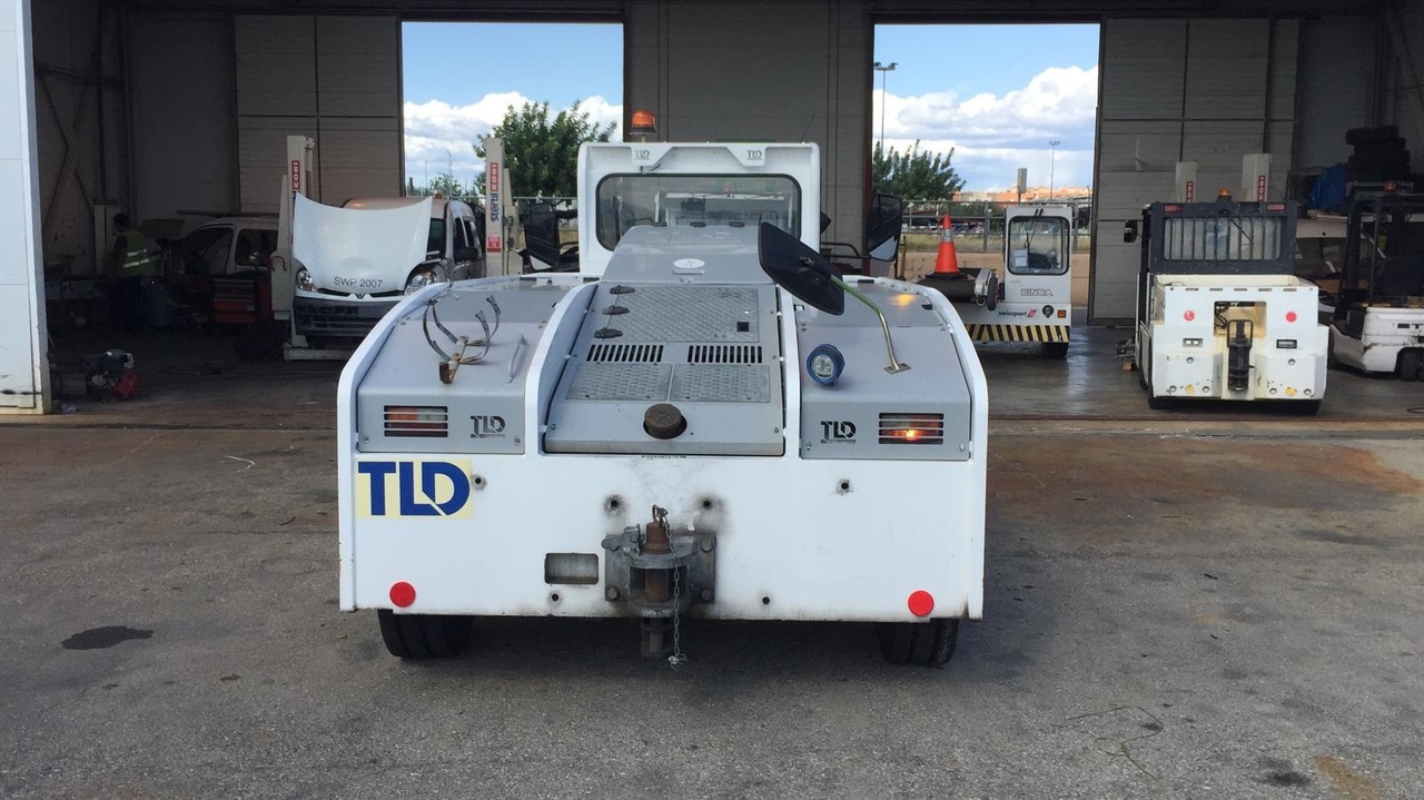 TLD TMX150-9 - Remolcador de aviones: foto 5 TLD TMX150-9 - Remolcador de aviones: foto 5