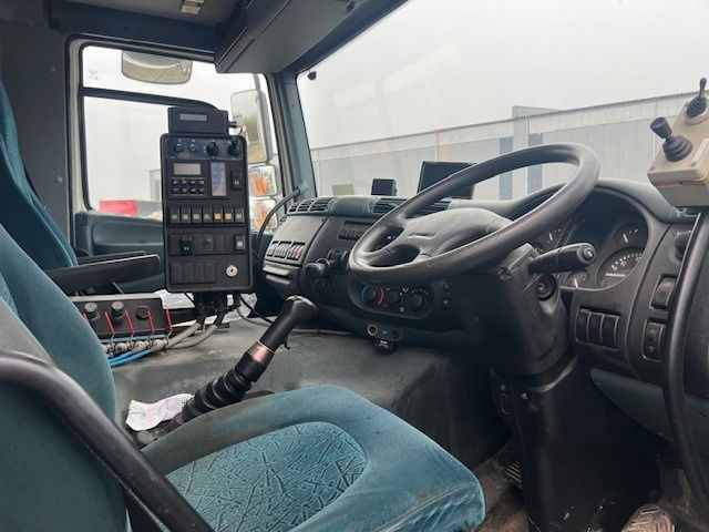 DAF 65 FA65.180 CF - Barredora vial: foto 5 DAF 65 FA65.180 CF - Barredora vial: foto 5