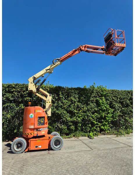 JLG E300AJP - Plataforma articulada: foto 2 JLG E300AJP - Plataforma articulada: foto 2