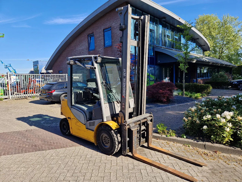 Jungheinrich DFG 425S - Carretilla elevadora diésel: foto 3 Jungheinrich DFG 425S - Carretilla elevadora diésel: foto 3