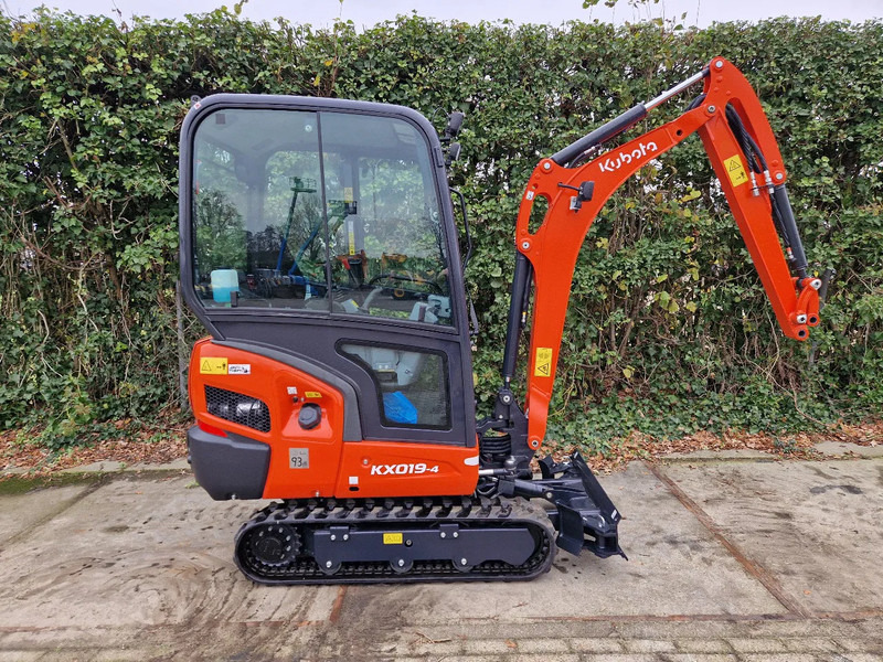 Kubota KX019-4 Hi-spec (NIEUW) - Miniexcavadora: foto 2 Kubota KX019-4 Hi-spec (NIEUW) - Miniexcavadora: foto 2