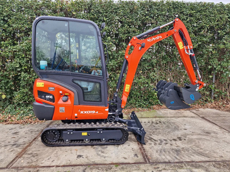 Kubota KX019-4 Hi-spec (NIEUW) - Miniexcavadora: foto 2 Kubota KX019-4 Hi-spec (NIEUW) - Miniexcavadora: foto 2