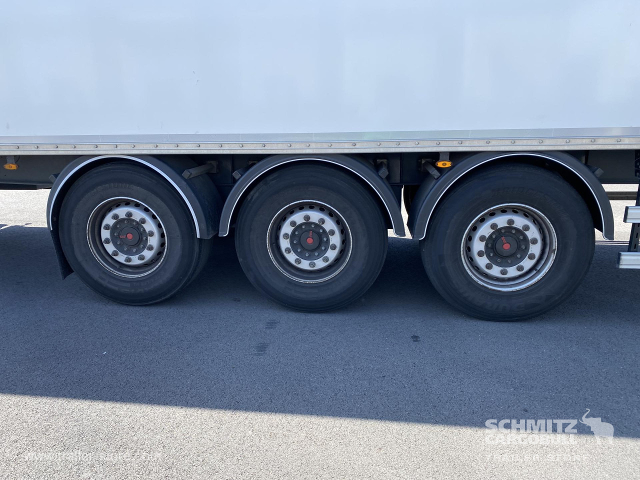 FRUEHAUF Dryfreight Standard Roller shutter door - Caja cerrada semirremolque: foto 3 FRUEHAUF Dryfreight Standard Roller shutter door - Caja cerrada semirremolque: foto 3