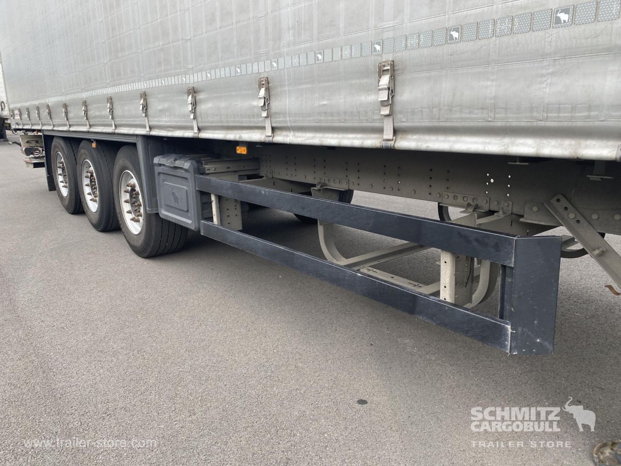 SCHMITZ Curtainsider Standard Taillift - Semirremolque lona: foto 2 SCHMITZ Curtainsider Standard Taillift - Semirremolque lona: foto 2