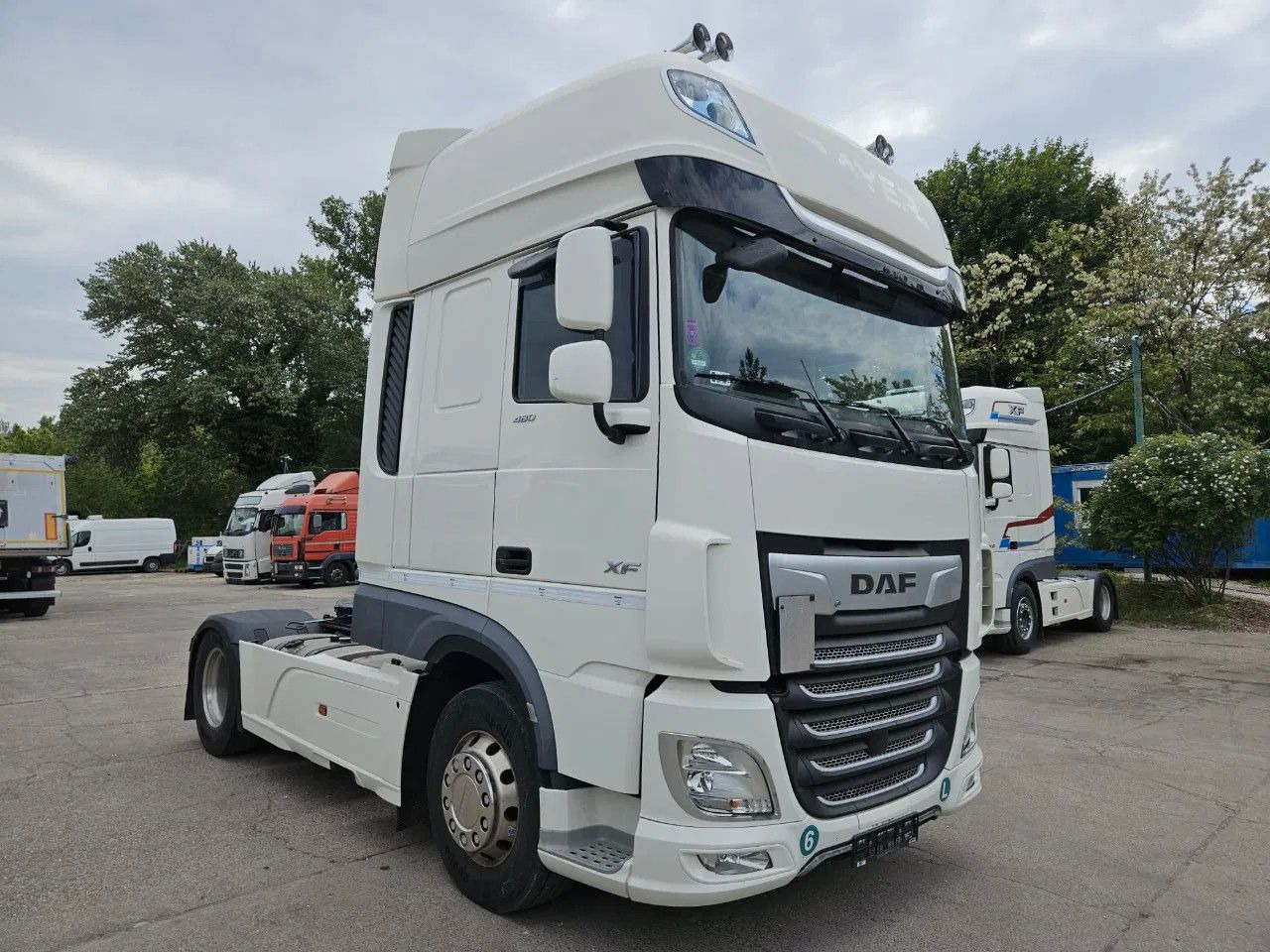 DAF XF 480 SSC Full Spoiler Alloy wheels Standklima - Cabeza tractora: foto 2 DAF XF 480 SSC Full Spoiler Alloy wheels Standklima - Cabeza tractora: foto 2