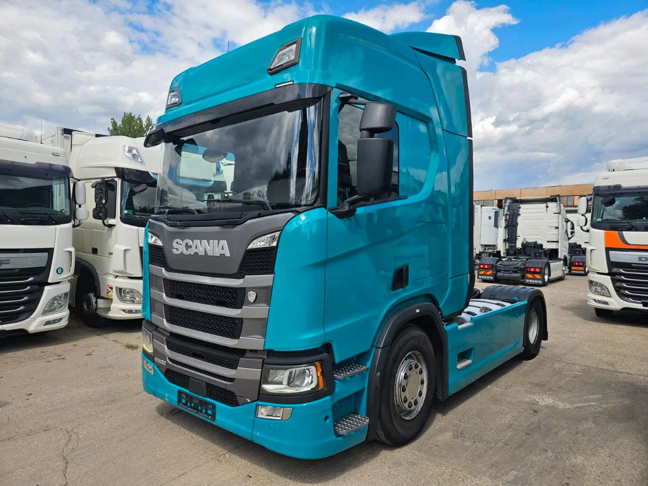 Scania R500 Standard-Turquoise-Standklima-Big NAVI-Hydr - Cabeza tractora: foto 1 Scania R500 Standard-Turquoise-Standklima-Big NAVI-Hydr - Cabeza tractora: foto 1