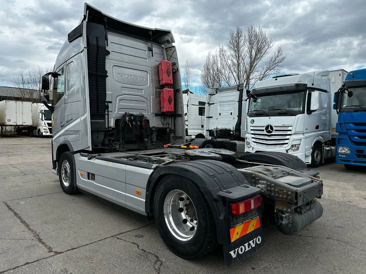 Volvo FH 500 ADR, I-Park, Alloy w. Leather seats, TV s - Cabeza tractora: foto 3 Volvo FH 500 ADR, I-Park, Alloy w. Leather seats, TV s - Cabeza tractora: foto 3