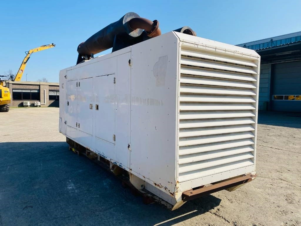 FG Wilson DDC440E - Generador industriale: foto 2 FG Wilson DDC440E - Generador industriale: foto 2