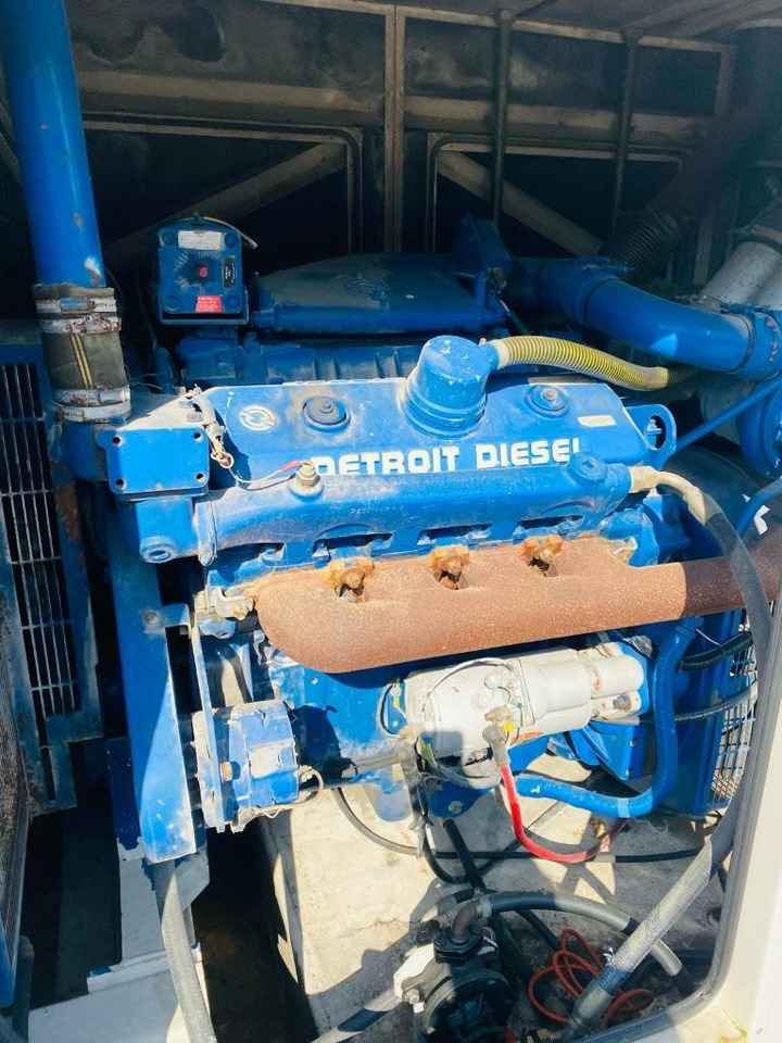 FG Wilson DDC440E - Generador industriale: foto 3 FG Wilson DDC440E - Generador industriale: foto 3