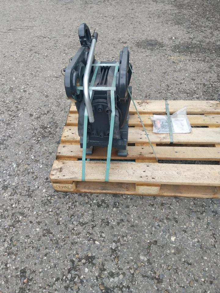 Rädlinger Tilt 8-12 t Powertilt Minibagger MS 08 Zeppelin Neuson - Rotor basculante para Miniexcavadora: foto 2 Rädlinger Tilt 8-12 t Powertilt Minibagger MS 08 Zeppelin Neuson - Rotor basculante para Miniexcavadora: foto 2