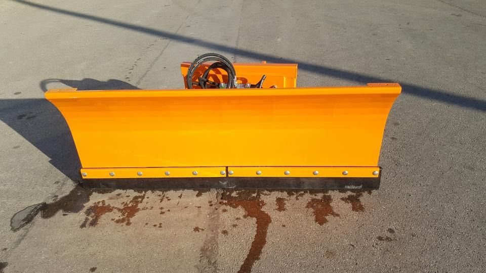 Schneeschild 1,8m Kubota Kommunal Schlepper Radlader Hoflader - Cuchilla quitanieves: foto 1 Schneeschild 1,8m Kubota Kommunal Schlepper Radlader Hoflader - Cuchilla quitanieves: foto 1