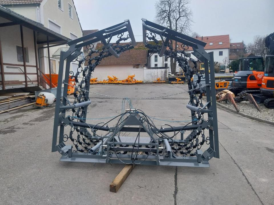 Wiesenegge 6 - 8m Wiesenstriegel Wiesenschleppe Schlepper - Rastra de cadenas: foto 1 Wiesenegge 6 - 8m Wiesenstriegel Wiesenschleppe Schlepper - Rastra de cadenas: foto 1