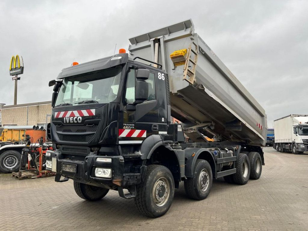 Iveco TRACKER AD450TW 4 Achs Muldenkipper Meiller - Volquete camión: foto 1 Iveco TRACKER AD450TW 4 Achs Muldenkipper Meiller - Volquete camión: foto 1