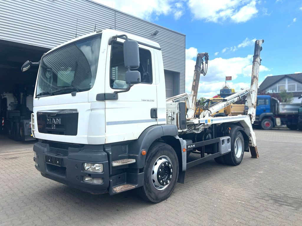 MAN TG-M 18.290 4x2 Absetzkipper Meiller sehr schön - Volquete camión: foto 1 MAN TG-M 18.290 4x2 Absetzkipper Meiller sehr schön - Volquete camión: foto 1