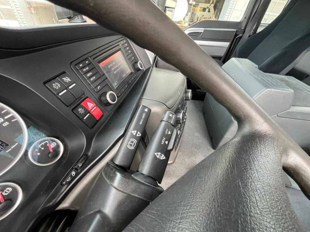 Leasing financiero de  MAN TG-S 18.400 4x2 BL 2-Achs Kipper Kran Atlas 120+ leasing MAN TG-S 18.400 4x2 BL 2-Achs Kipper Kran Atlas 120+: foto 7