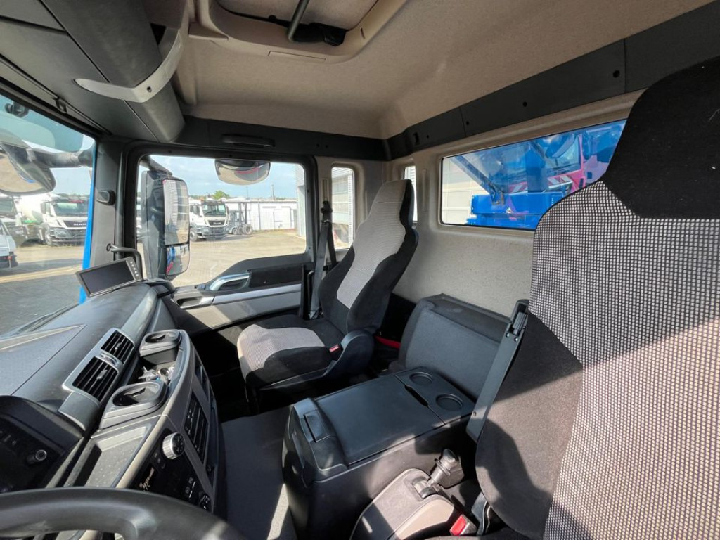 MAN TG-S 26.500 6x6 BB 3-Achs Allradkipper Bordmatik - Volquete camión: foto 4 MAN TG-S 26.500 6x6 BB 3-Achs Allradkipper Bordmatik - Volquete camión: foto 4