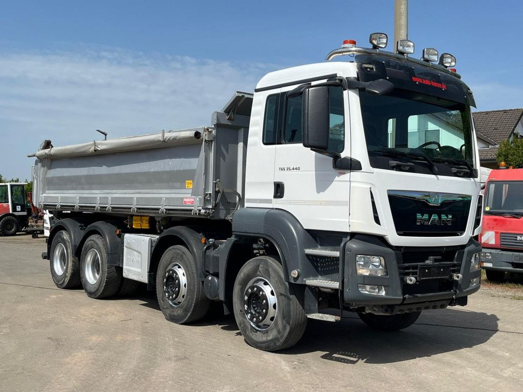 MAN TG-S 35.440 8x4 BB 4-Achs Kipper MeillerBordmati - Volquete camión: foto 2 MAN TG-S 35.440 8x4 BB 4-Achs Kipper MeillerBordmati - Volquete camión: foto 2