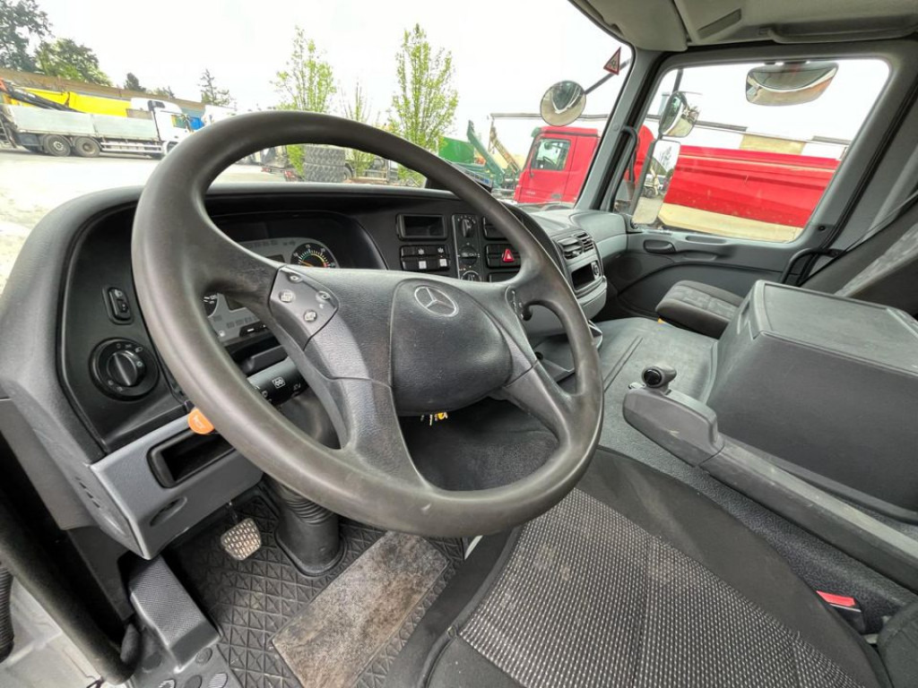 Leasing financiero de MERCEDES-BENZ Actros 3241 B 8x4 Betonpumpe Putzmeister 42m leasing MERCEDES-BENZ Actros 3241 B 8x4 Betonpumpe Putzmeister 42m: foto 15 Leasing financiero de MERCEDES-BENZ Actros 3241 B 8x4 Betonpumpe Putzmeister 42m leasing MERCEDES-BENZ Actros 3241 B 8x4 Betonpumpe Putzmeister 42m: foto 15