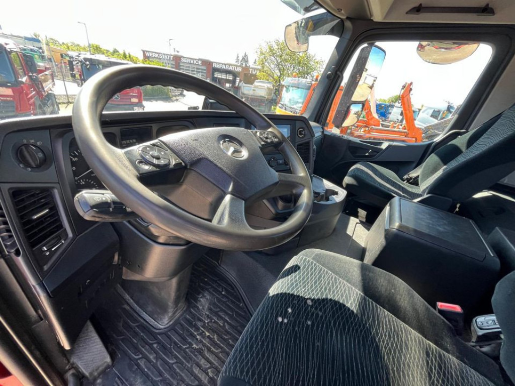 Volquete camión MERCEDES-BENZ Arocs 2648 6x4 3-Achs Kipper Bordmatik: foto 9 Volquete camión MERCEDES-BENZ Arocs 2648 6x4 3-Achs Kipper Bordmatik: foto 9