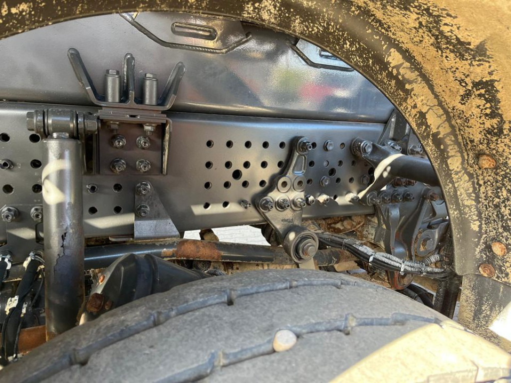 MERCEDES-BENZ Arocs 4145 8x8 4 Achs Muldenkipper Meiller - Volquete camión: foto 5 MERCEDES-BENZ Arocs 4145 8x8 4 Achs Muldenkipper Meiller - Volquete camión: foto 5