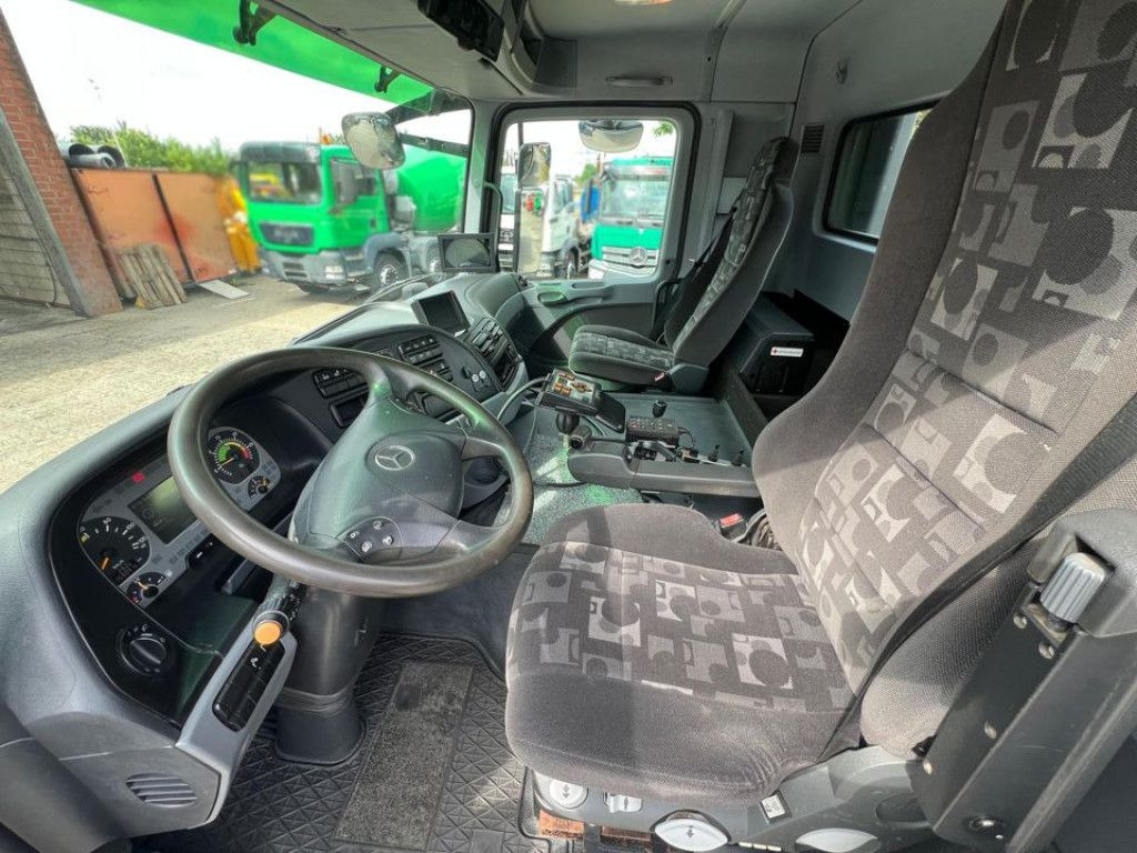 Mercedes-Benz Actros 2641 L 6x2 Abrollkipper 159TKM kuz.Radsta - Multibasculante camión: foto 5 Mercedes-Benz Actros 2641 L 6x2 Abrollkipper 159TKM kuz.Radsta - Multibasculante camión: foto 5