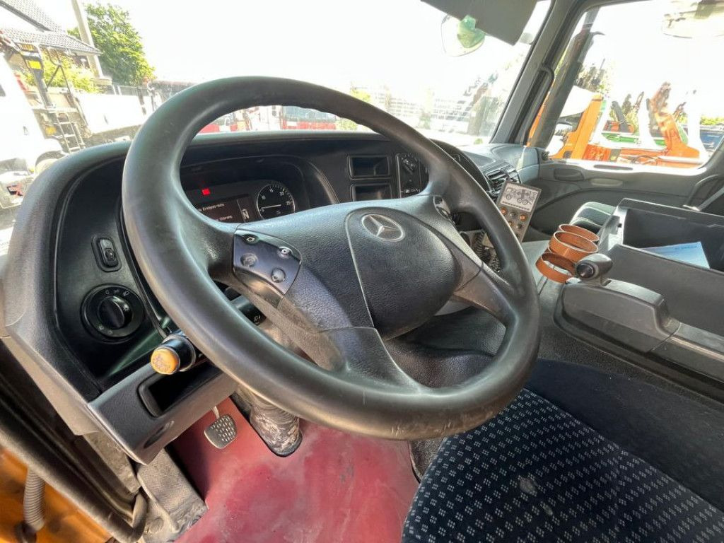 Mercedes-Benz Actros 3241 B 8x4 Betonmischer Liebherr, Deutsc - Multibasculante camión: foto 5 Mercedes-Benz Actros 3241 B 8x4 Betonmischer Liebherr, Deutsc - Multibasculante camión: foto 5