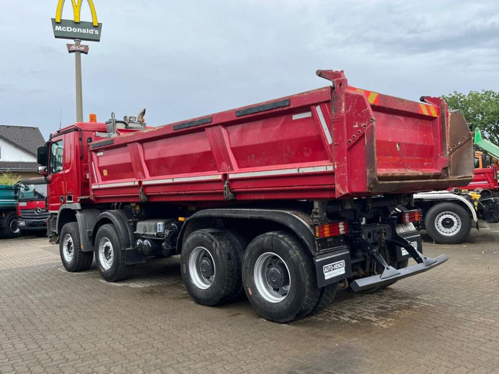 Mercedes-Benz Actros 4141 K 8x4 4-Achs Kipper Bordmatik Meille - Volquete camión: foto 4 Mercedes-Benz Actros 4141 K 8x4 4-Achs Kipper Bordmatik Meille - Volquete camión: foto 4