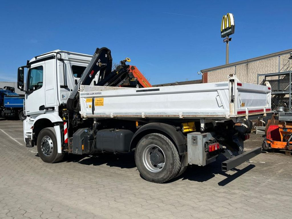 Mercedes-Benz Arocs 1840 K 2-Achs Kipper Kran Funk - Volquete camión, Camión grúa: foto 4 Mercedes-Benz Arocs 1840 K 2-Achs Kipper Kran Funk - Volquete camión, Camión grúa: foto 4