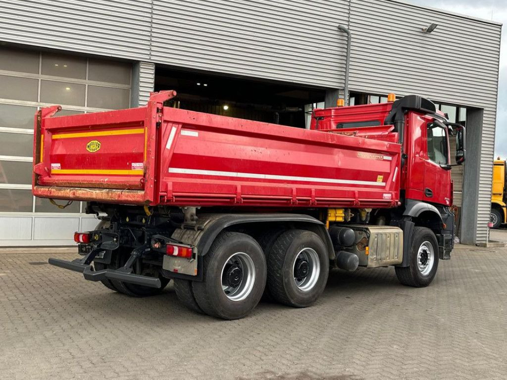 Mercedes-Benz Arocs 2648 6x4 3-Achs Kipper Bordmatik - Volquete camión: foto 5 Mercedes-Benz Arocs 2648 6x4 3-Achs Kipper Bordmatik - Volquete camión: foto 5