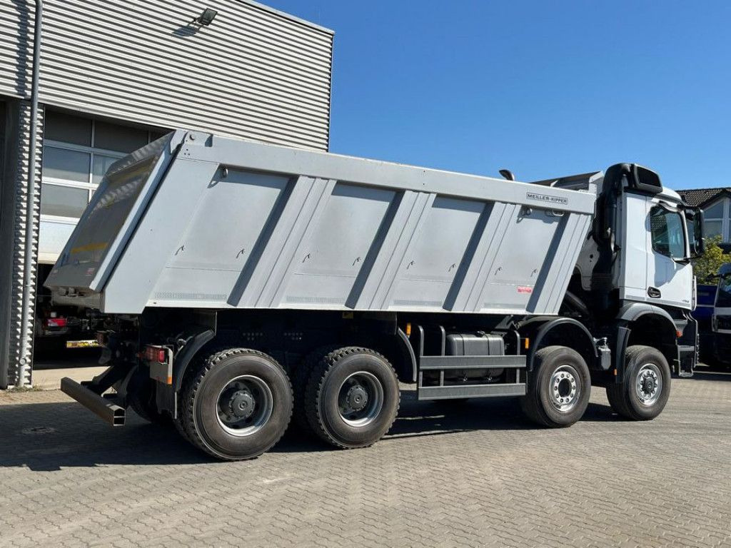 Mercedes-Benz Arocs 4153 8x6 4 Achs Muldenkipper Meiller - Volquete camión: foto 3 Mercedes-Benz Arocs 4153 8x6 4 Achs Muldenkipper Meiller - Volquete camión: foto 3