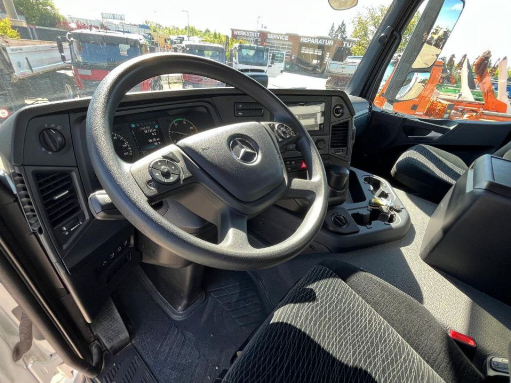 Mercedes-Benz Arocs 4153 8x6 4 Achs Muldenkipper Meiller - Volquete camión: foto 4 Mercedes-Benz Arocs 4153 8x6 4 Achs Muldenkipper Meiller - Volquete camión: foto 4