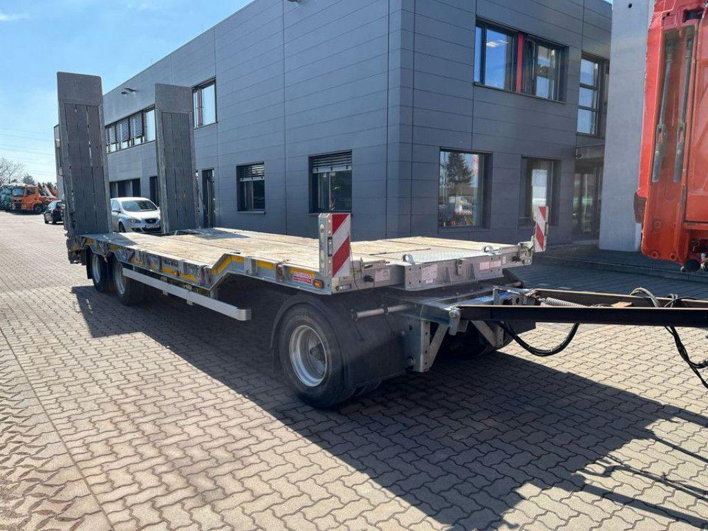 Müller-Mitteltal Tiefladeanhänger T 3 Profi 30,0 Tiefladeranhänge - Góndola rebajadas remolque: foto 4 Müller-Mitteltal Tiefladeanhänger T 3 Profi 30,0 Tiefladeranhänge - Góndola rebajadas remolque: foto 4