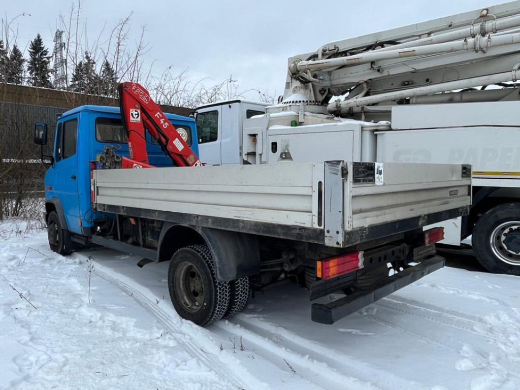 Mercedes-Benz Vario Pritsche Kran 814 D Fassi F45 - Otros: foto 3 Mercedes-Benz Vario Pritsche Kran 814 D Fassi F45 - Otros: foto 3