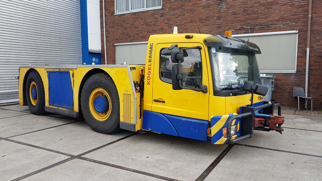 Pushback Kamag Towbear - Remolcador de aviones: foto 1 Pushback Kamag Towbear - Remolcador de aviones: foto 1